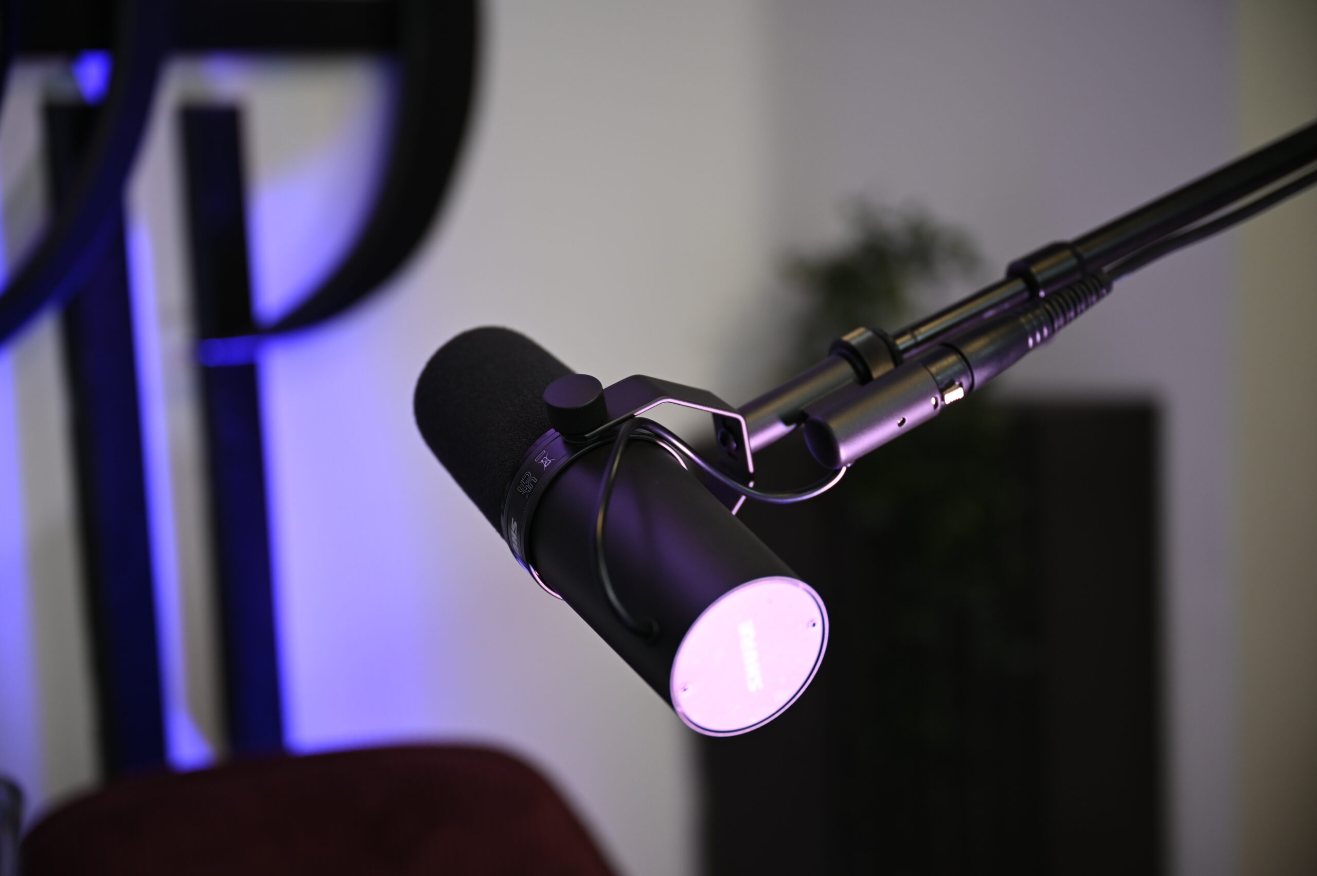 מערך תאורה קולנועית לצילום קורסים ופודקאסט