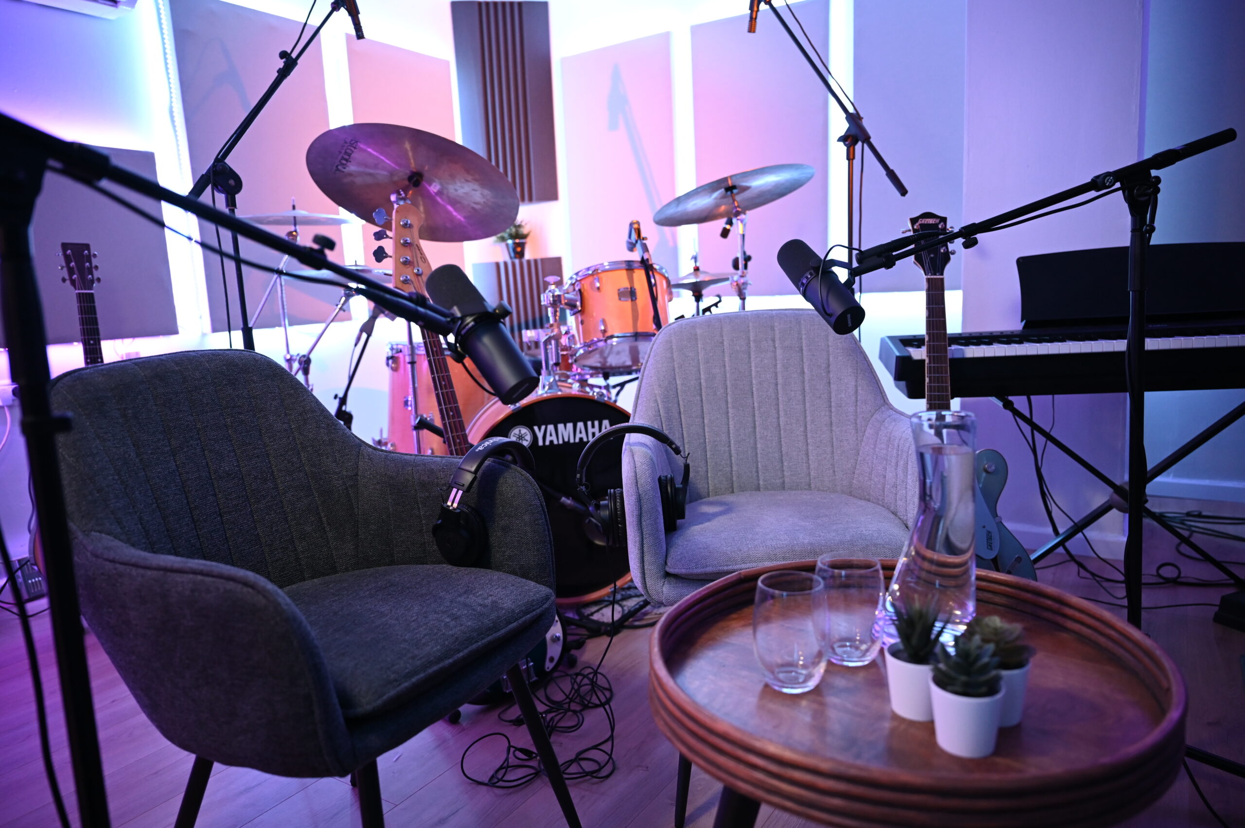 תאורה מעוצבת למיתוג אישי